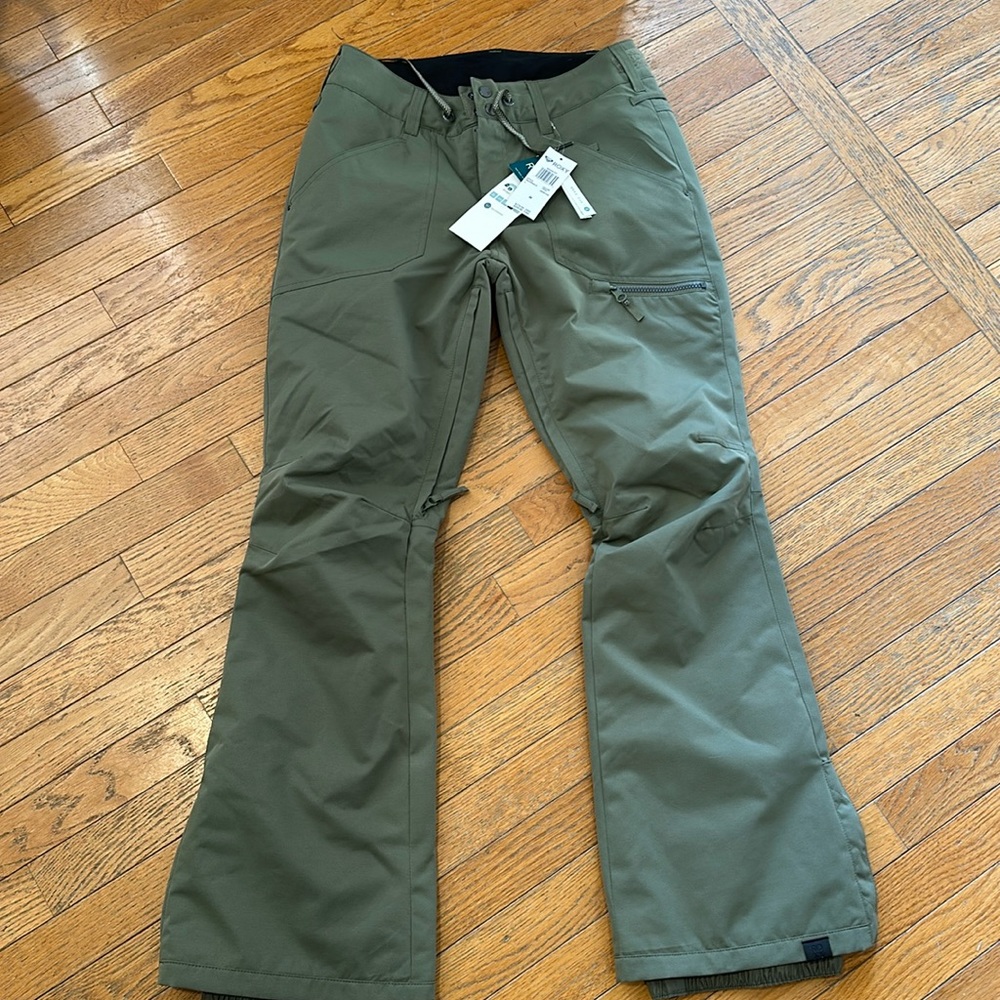 Women’s Roxy snow pants
